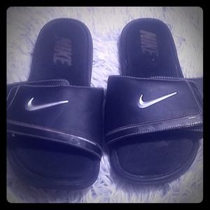 Nike sliders